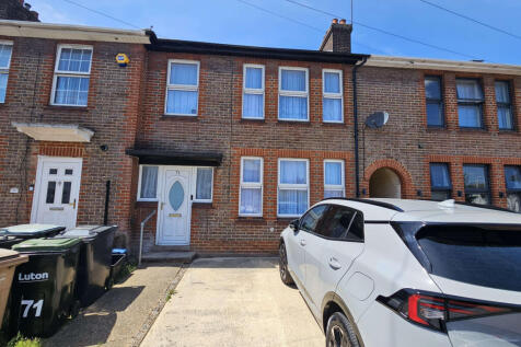 3 Bedroom Mid_terrace for Rent