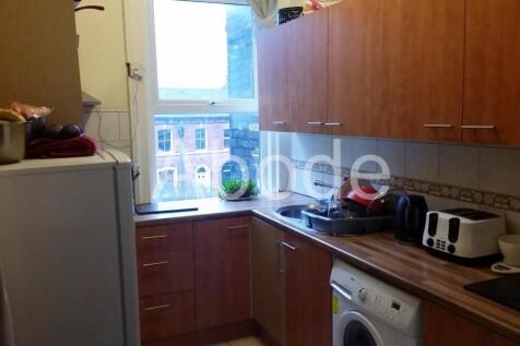 Midland Passage TFF, Hyde Park, Leeds photo 3