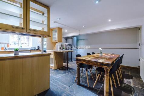 Consort Terrace, Leeds photo 5