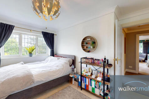 Foxes-Hollow-22a-Hall-Drive-06012025_161501