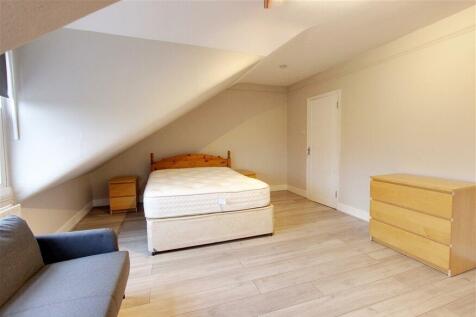 Regents Park Road, Finchley Central, N3, N3 photo 3