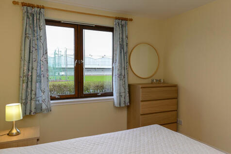 Bedroom 1a