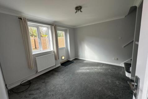 Haselmere Close, Bury St. Edmunds photo 4