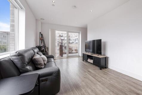 London, E16 - property photo