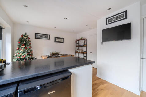 1388368-4-693acdf...