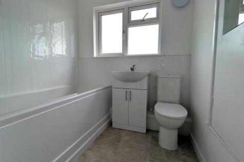 Romsey   Viney Avenue   UNFURNISHED photo 5