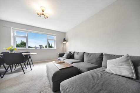 Hillboro Court, Hain