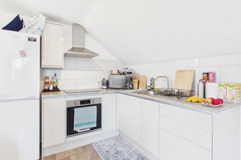 Bedroom/Kitchen