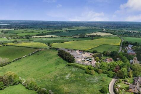 The Hen Yard, Gayton (dr) (1) cr.jpg