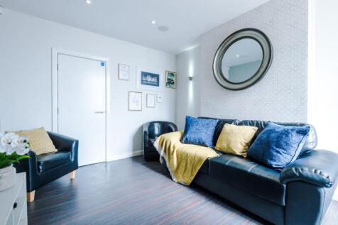 185LR Living Area