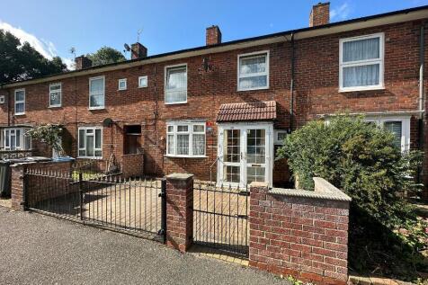 South Croydon, CR2 - property photo