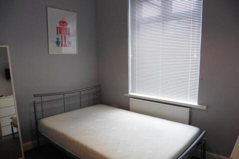 1-bed house on Victoria Road, Birmingham, £650/mo