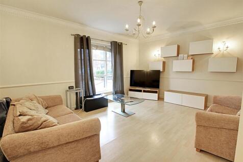 Living Room.jpg