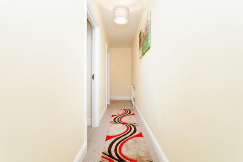 Flat 2, 264 High Road (7)