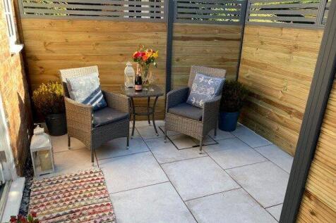 Annex Patio
