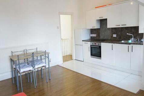 Top Floor Flat - Claude Place