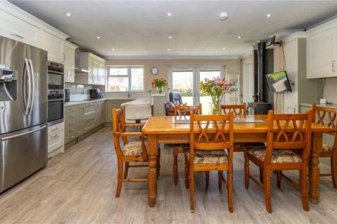 Kitchen/Family Room