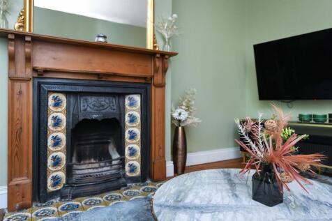 Long Acre, Bingham, Nottingham photo 3