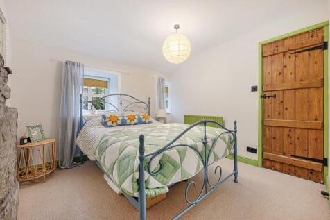 13 Mount Pleasant HDR-19.jpg