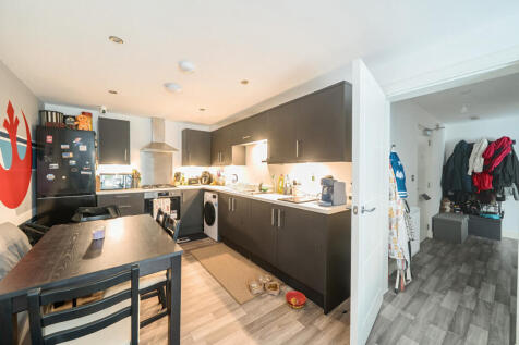 1331102-10-68875b...