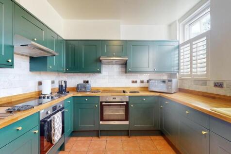 Broadwater Road, Wandsworth, London photo 3