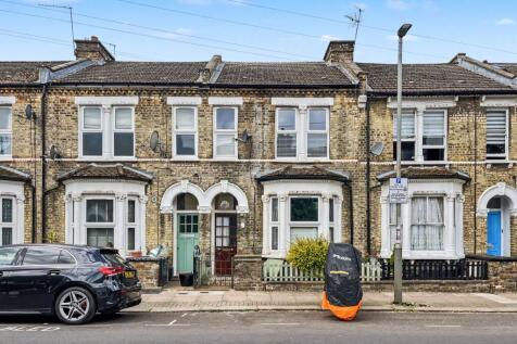 52 Inworth Street, Battersea, London SW11 3EP