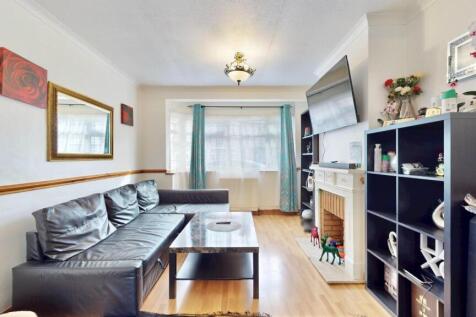 21-Tenterden-Road-02262025_213639 3.jpg