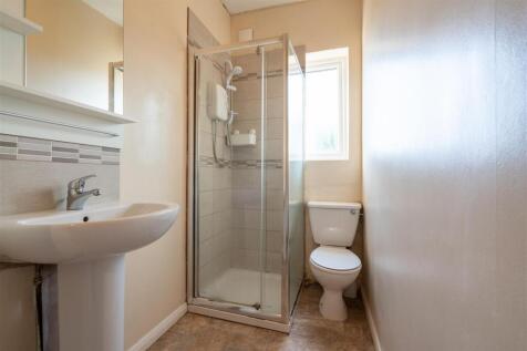Bathroom_.jpg