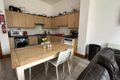 Egerton Road - Fallowfield - £175 PPPW photo 4