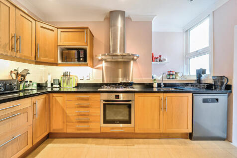 1330161-15-688799...