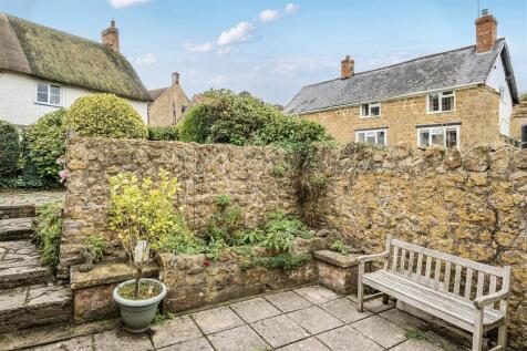 Rear Courtyard Area