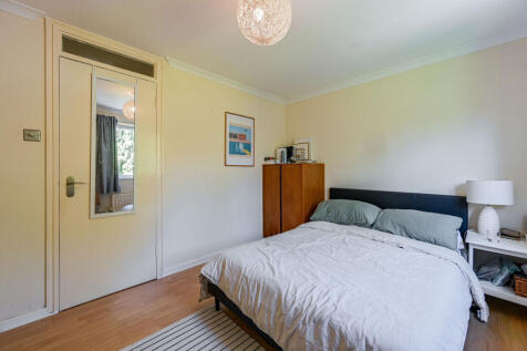 Hurren Close, Blackheath, London, SE3 photo 4