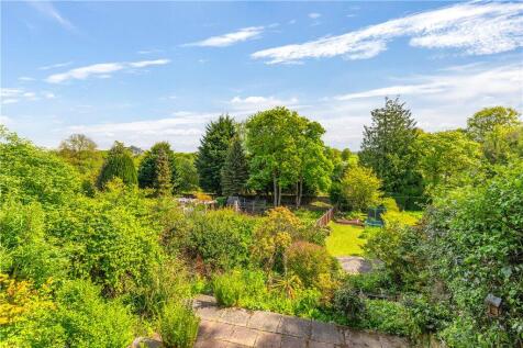Extensive Gardens