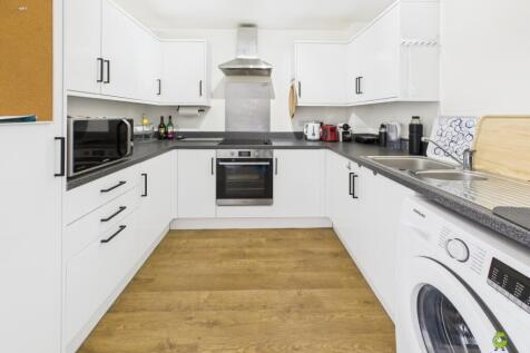 Presented by Nicoleta at EweMove Bexleyheath and D