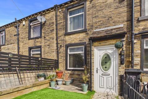 Enclosed Garden and Driveway