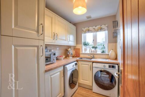 2B Mount Road (27).jpg