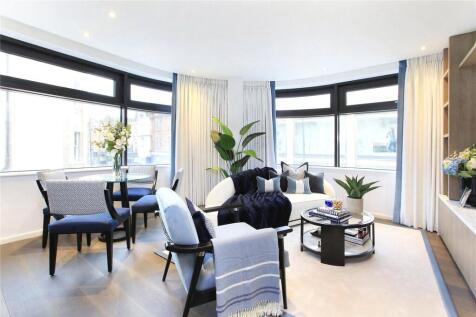 property in Montserrat Road, 
East Putney, SW15