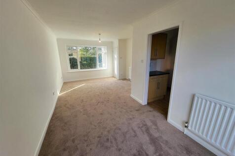 Farne Close, Hailsham photo 4