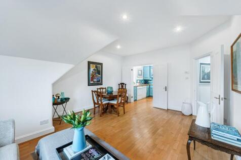 Flat 7 - 110 Sutton Court Road-5.jpg