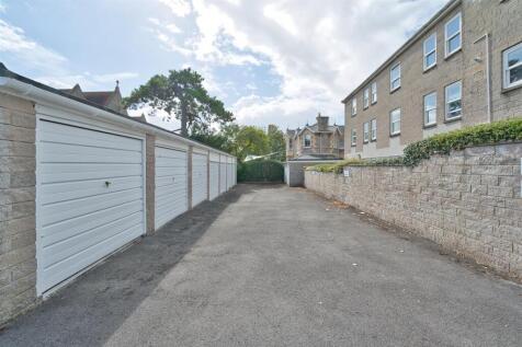 Garage Black to Rear