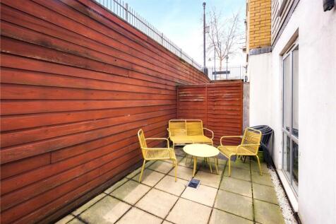 Patio 1