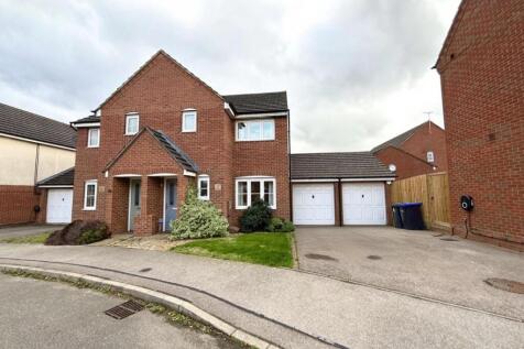 Milburn Drive, St. Crispin, Northampton NN5. 3 bedroom semi-detached house for sale