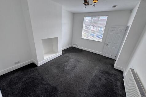 Sherborne Road, Cheadle Heath  photo 4