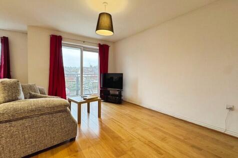 1e7c1ae8-3-414C-A...