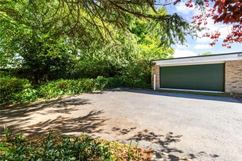 Parking/Garaging