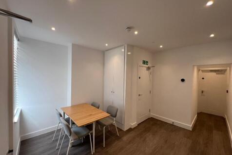 Communal Dining Area