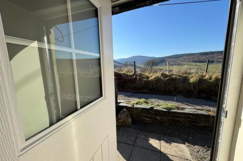 PHOTO-2025-04-07-20-12-54 (18).jpg