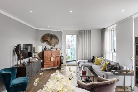 London, SE10 - property photo