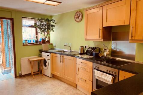 kitchen n.jpg