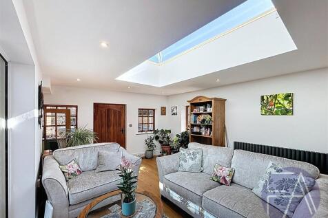 Park Road, Formby photo 4